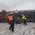 Forskare vid lava